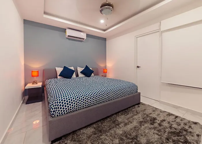 Apartahotel Mararena Family & Long Living - Steps From 5th Avenue
