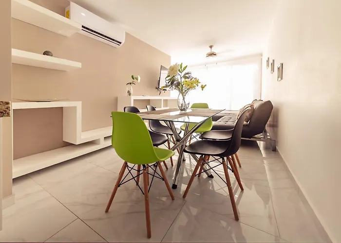 Mararena Family & Long Living - Steps From 5th Avenue 3*