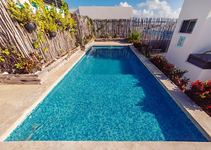 Mararena Family & Long Living - Steps From 5th Avenue Apartahotel