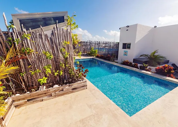 Mararena Family & Long Living - Steps From 5th Avenue