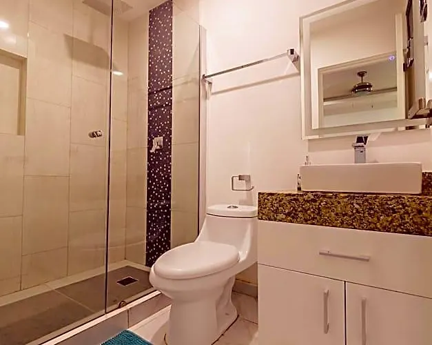 Mararena Family & Long Living - Steps From 5th Avenue 3*